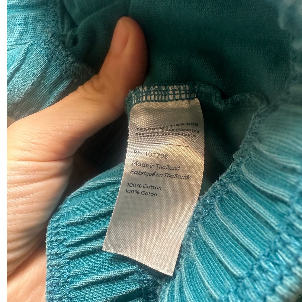 Clothes - Picture 10 of 10